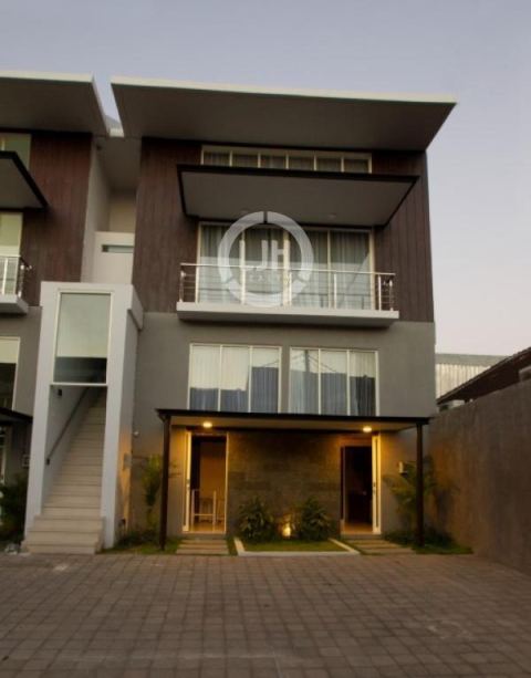 Cozy and Furnished Apartment in Sunset Road, Kuta, Close to Mall Bali Galeria and Ngurah Rai Airport