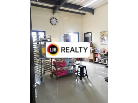 Rumah di Jeruk Lamper Semarang