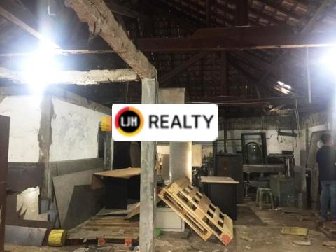 Rumah di Citarum Tengah Semarang