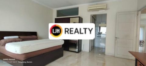 Rumah Mewah kawasan gading serpong di Jl Kelapa Gading Gading Serpong