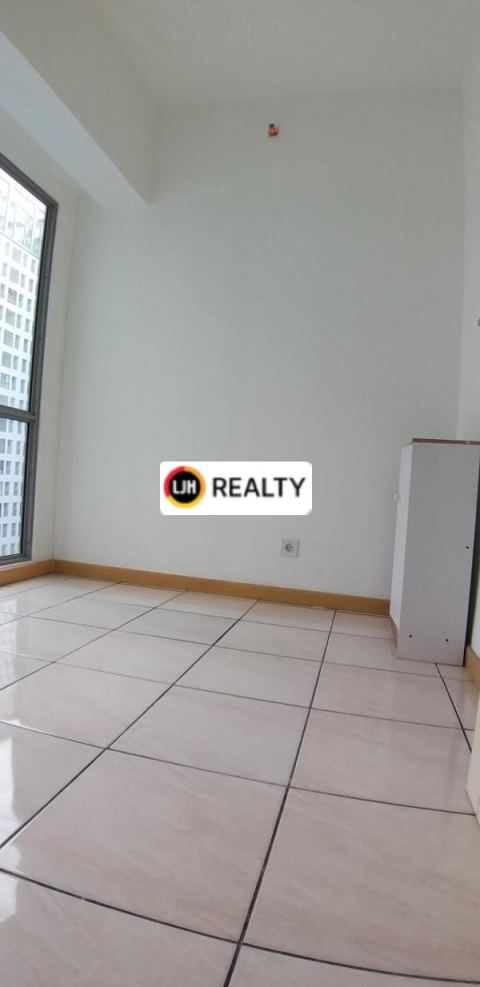 Apart Dijual Di Mid Town Residence Tower Bryant Lt 19 Summarecon Kelapa Dua Tangerang
