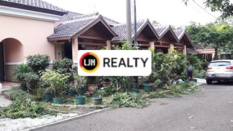 Rumah Gandeng di Taman Besakih Sentul City Bogor