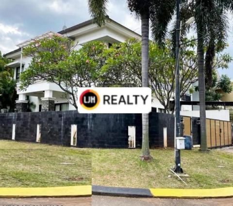 Rumah Hoek Second Boulevard Di Legenda Wisata - Cibubur