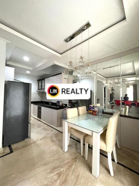 RUMAH FULLY FURNISHED MEWAH DI CLUSTER EROPA SEDAYU CITY KELAPA GADING