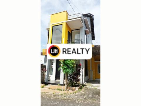 Rumah di Kampoeng Hollywood Greenwood Gunungpati Semarang