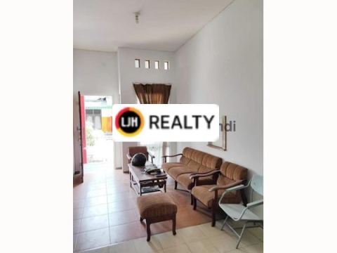 Rumah di Pusponjolo Timur Semarang