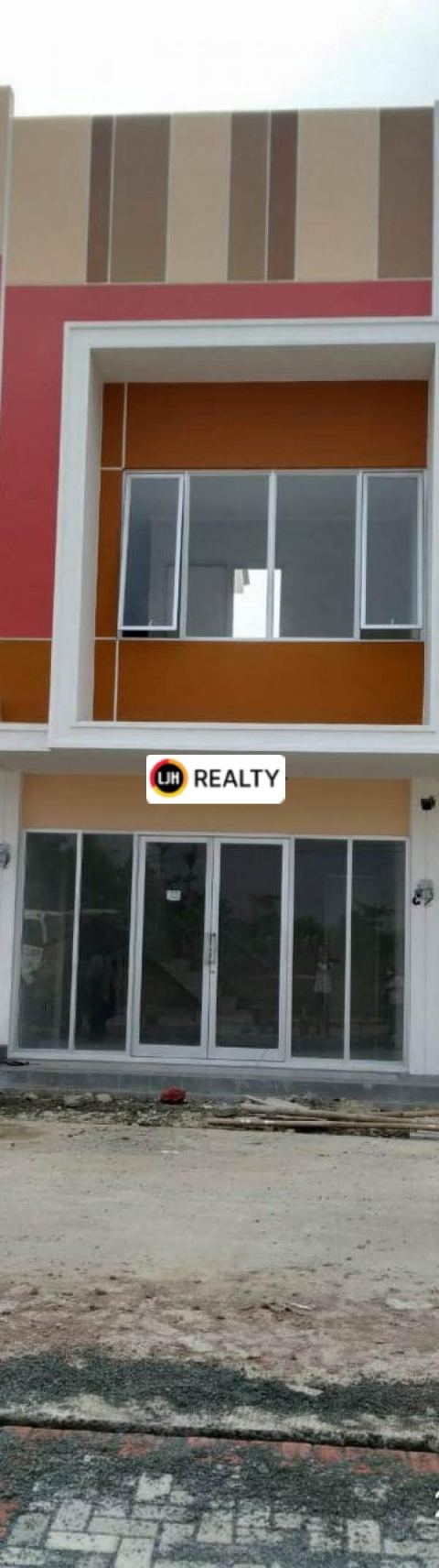 Dijual ruko di citra maja 