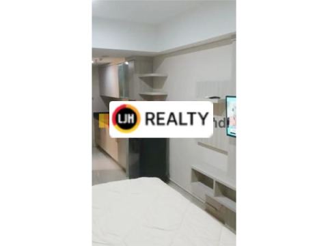 Apartemen di Warhol Louise Kienne A Yani Semarang