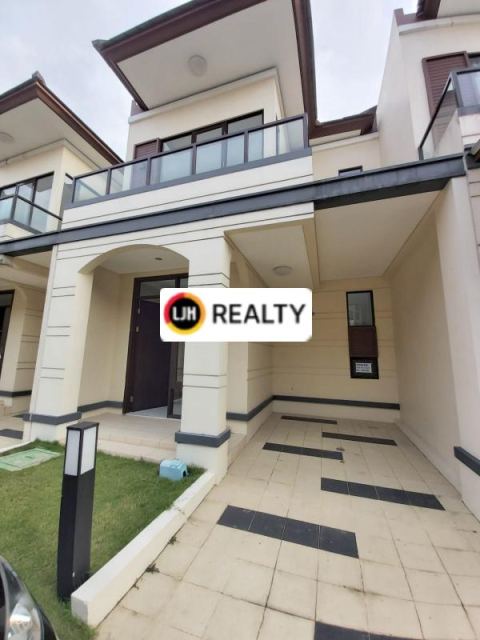 Rumah bagus dan asri di lavon tangerang 