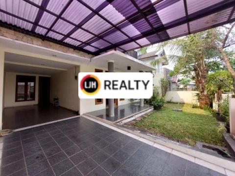 RUMAH BAGUS LOKASI STRATEGIS DI BINTARO