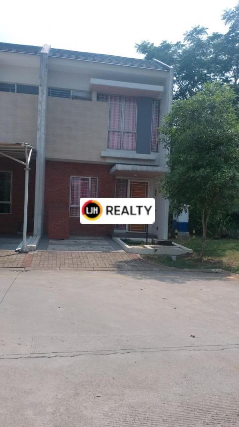 Rumah 2 lantai dekat Apartemen Ecohome 