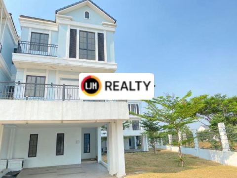 Rumah Double Dacker di Lavon 
